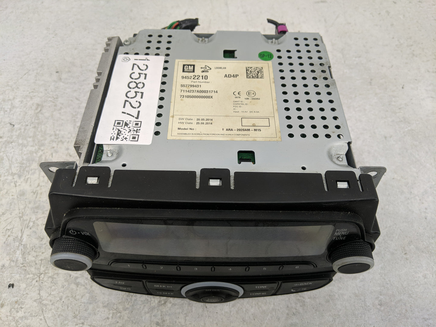 2014-2015 Chevrolet Spark Radio AM FM Cd Player Receiver Replacement P/N:94522210 Fits Fits 2014 2015 OEM Used Auto Parts - 