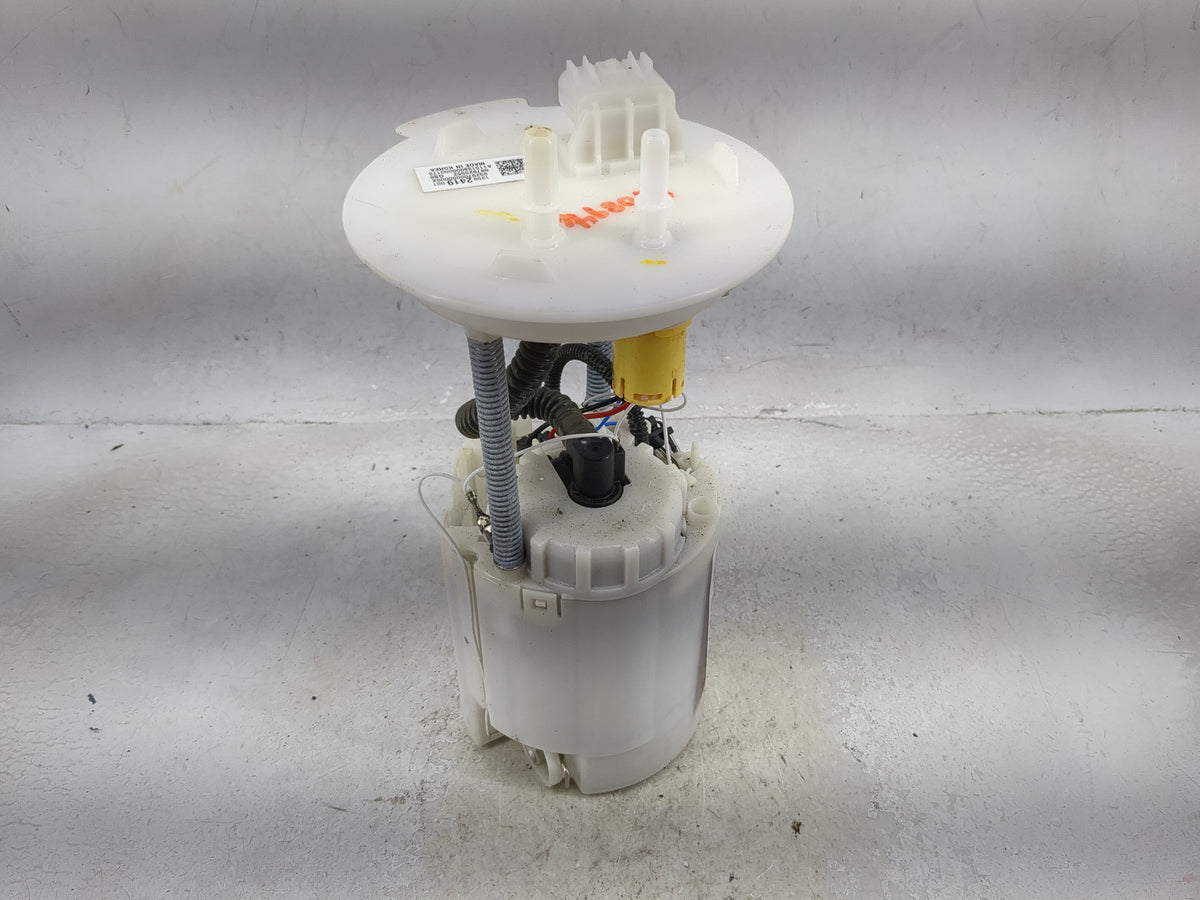 2013-2015 Chevrolet Spark Electrical Gas Fuel Pump Assembly - Oemusedautoparts1.com