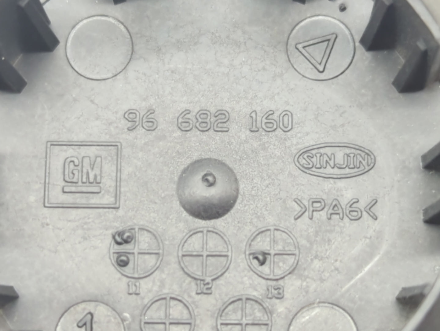 2015 Chevrolet Spark Rim Wheel Center Cap Silver 408467 - Oemusedautoparts1.com