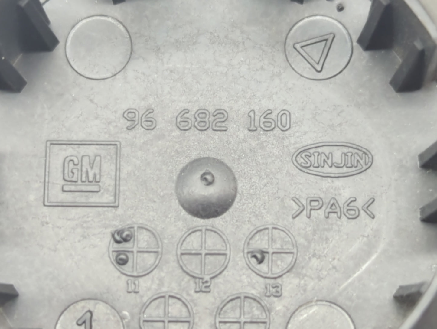 2015 Chevrolet Spark Rim Wheel Center Cap Silver 408467 - Oemusedautoparts1.com
