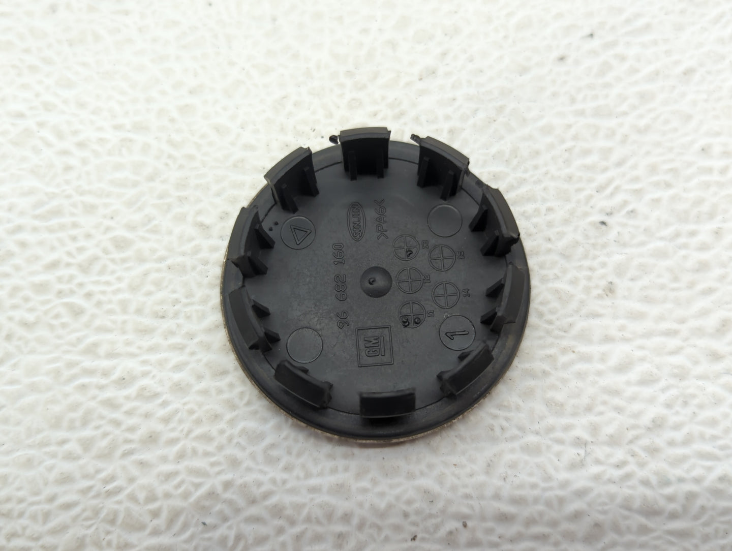 2015 Chevrolet Spark Rim Wheel Center Cap Silver 408467 - Oemusedautoparts1.com