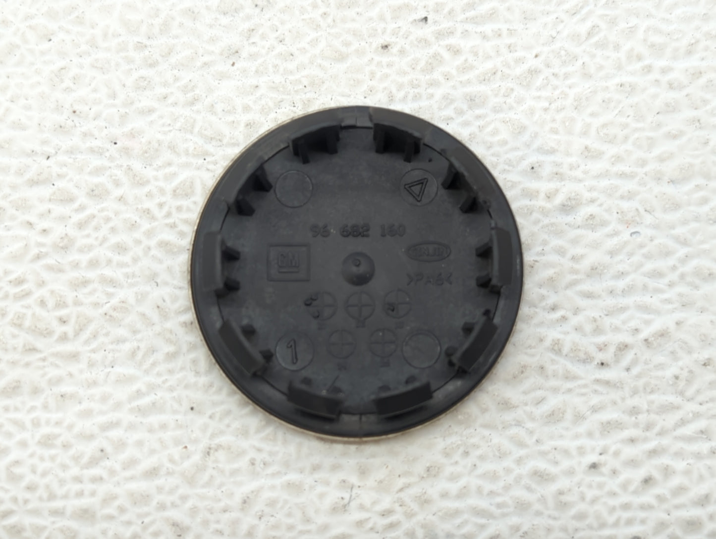 2015 Chevrolet Spark Rim Wheel Center Cap Silver - Oemusedautoparts1.com