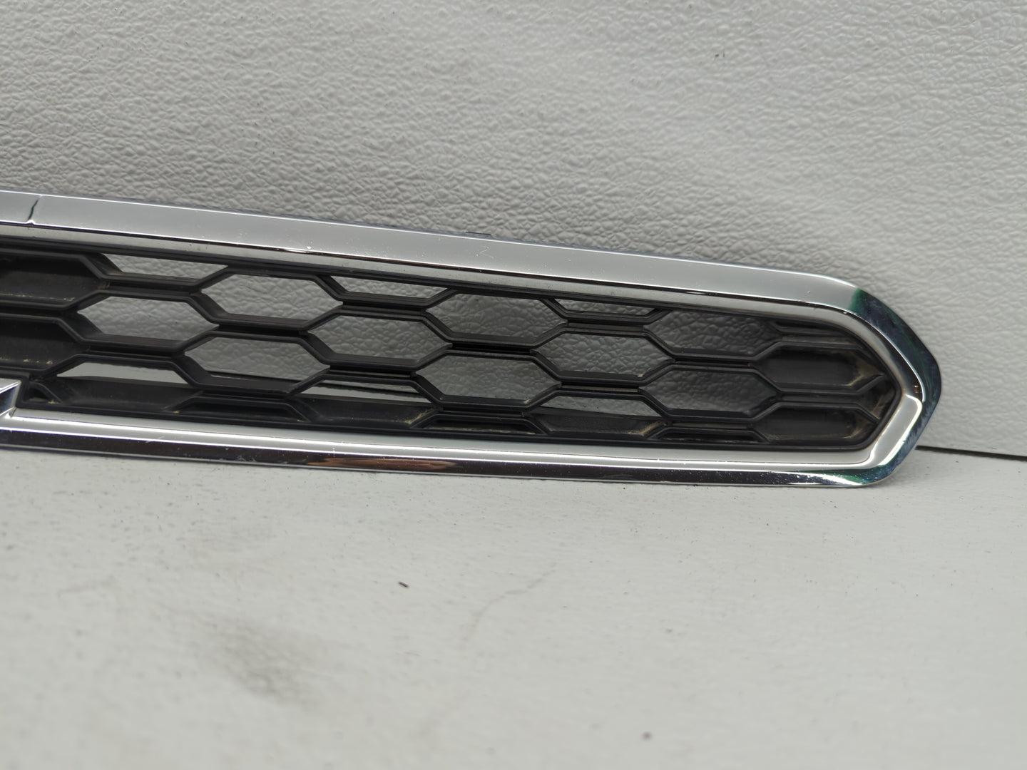 2015 Chevrolet Spark Front Grille Bumper Not Included - Oemusedautoparts1.com