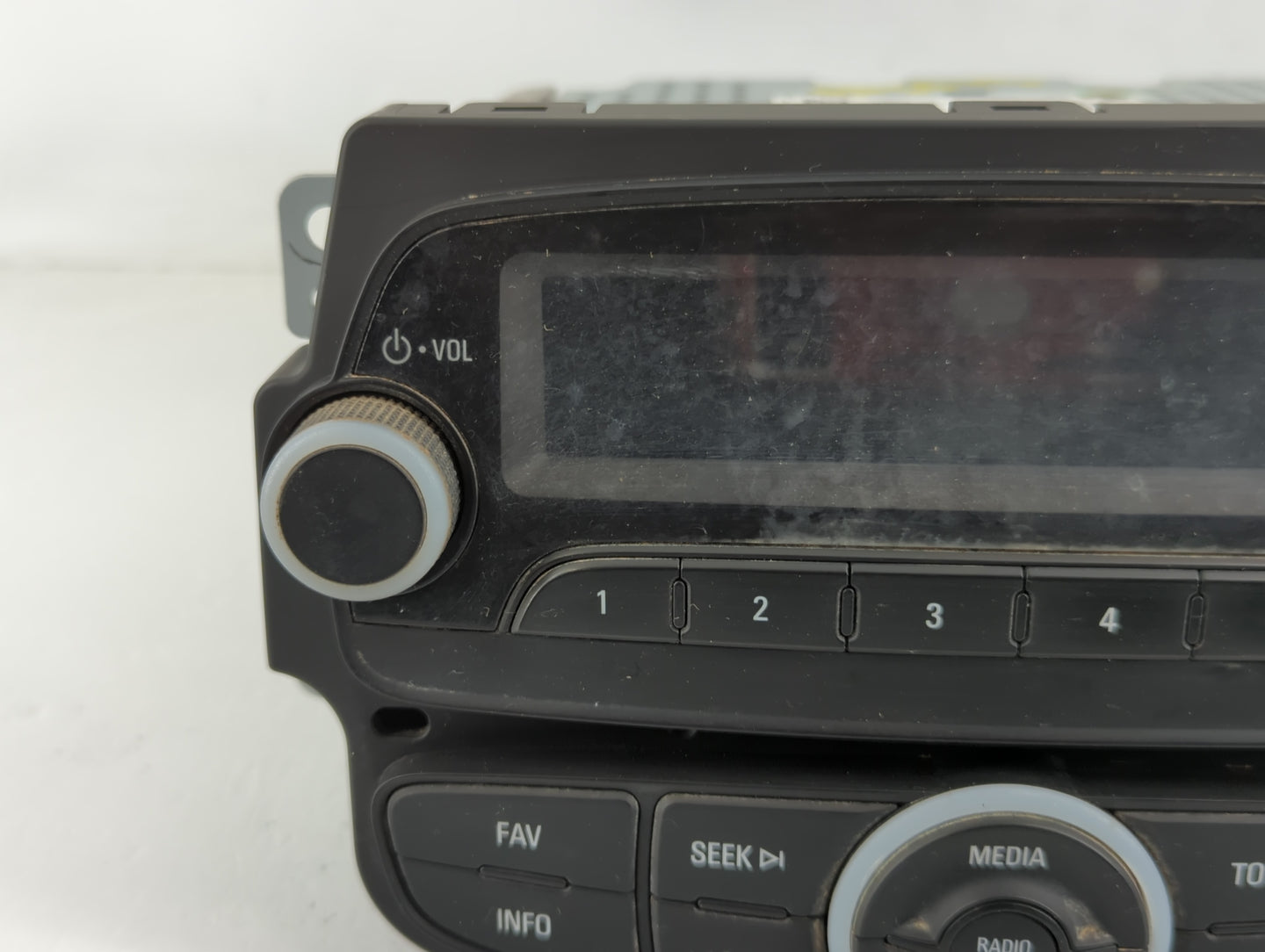 2014-2015 Chevrolet Spark Radio AM FM Cd Player Receiver Replacement P/N:94522210 Fits Fits 2014 2015 OEM Used Auto Parts - 