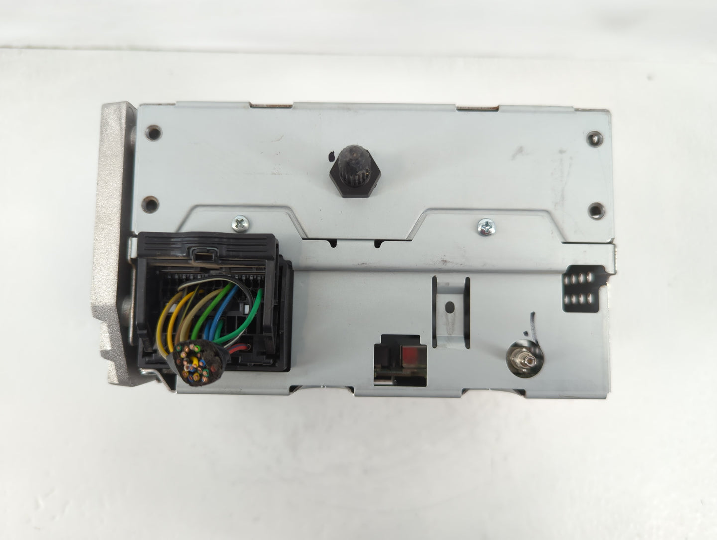 2014-2015 Chevrolet Spark Radio AM FM Cd Player Receiver Replacement P/N:94522210 Fits Fits 2014 2015 OEM Used Auto Parts - 