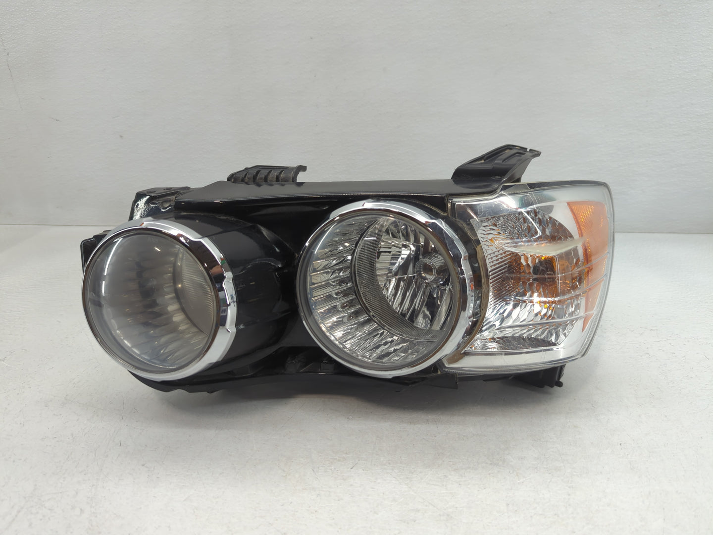 2013-2016 Chevrolet Spark Driver Left Oem Head Light Headlight Lamp - Oemusedautoparts1.com