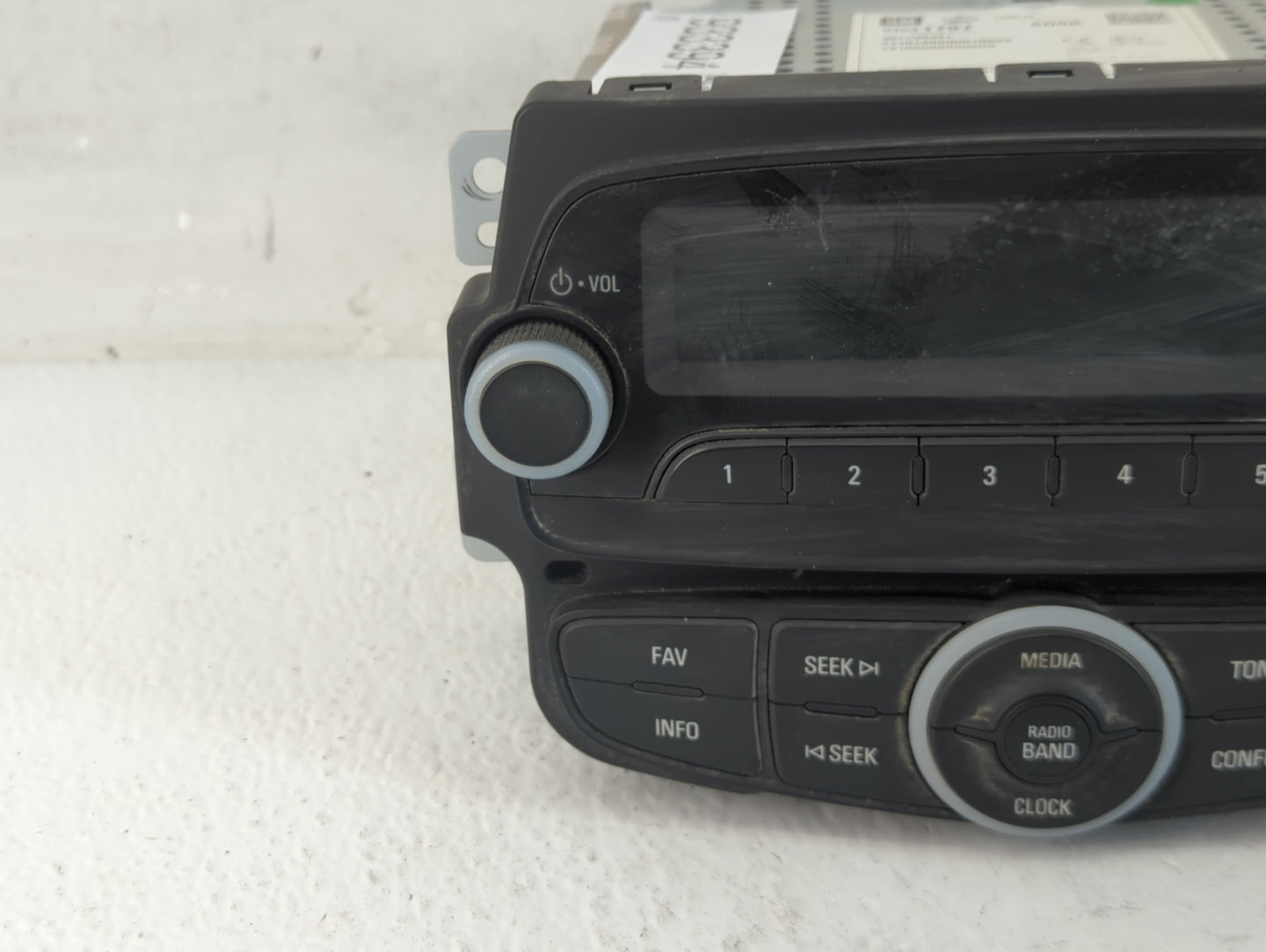 2014-2015 Chevrolet Spark Radio AM FM Cd Player Receiver Replacement P/N:94531767 Fits Fits 2014 2015 OEM Used Auto Parts - 