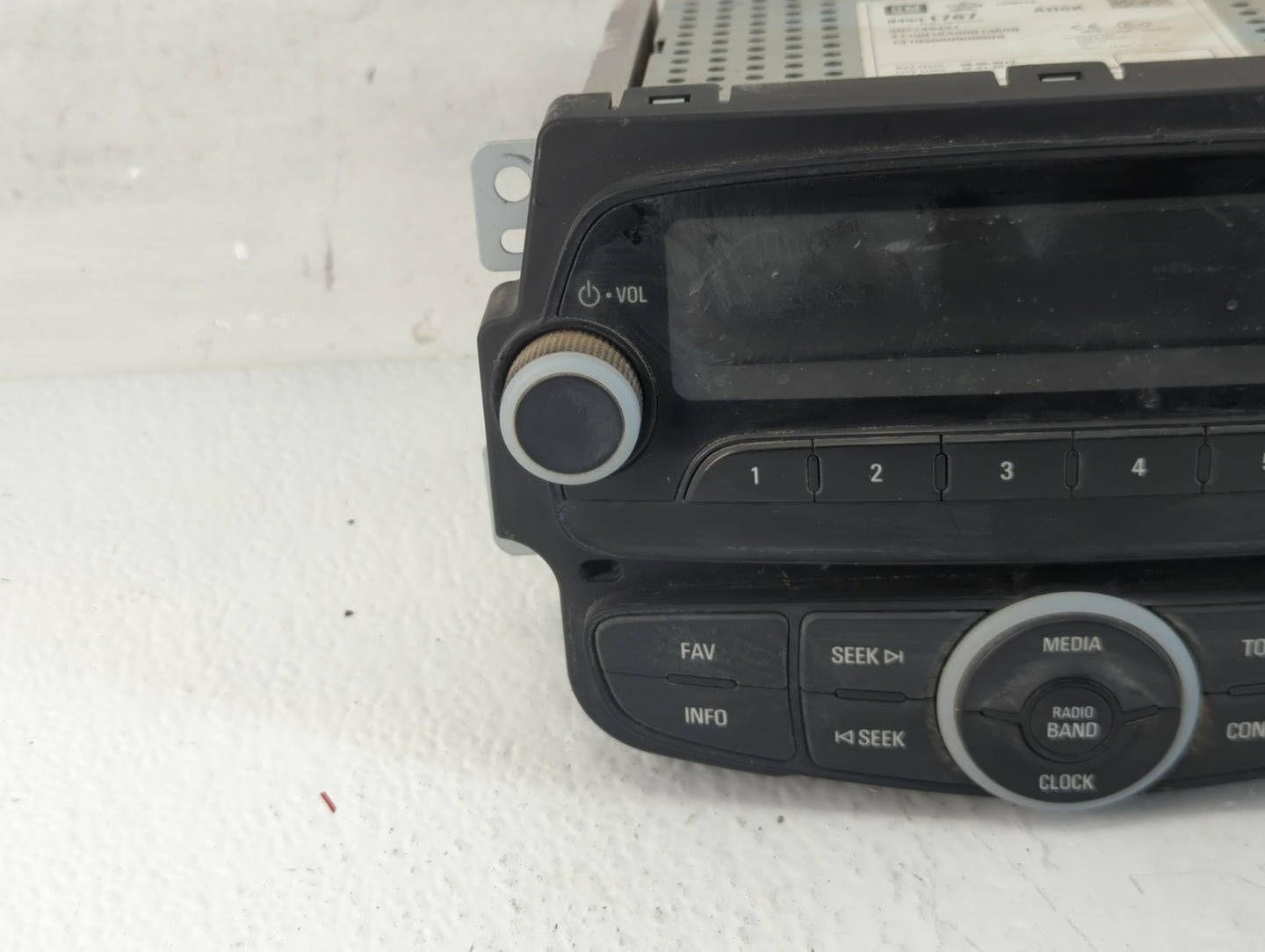 2014-2015 Chevrolet Spark Radio AM FM Cd Player Receiver Replacement P/N:94531767 Fits Fits 2014 2015 OEM Used Auto Parts - 