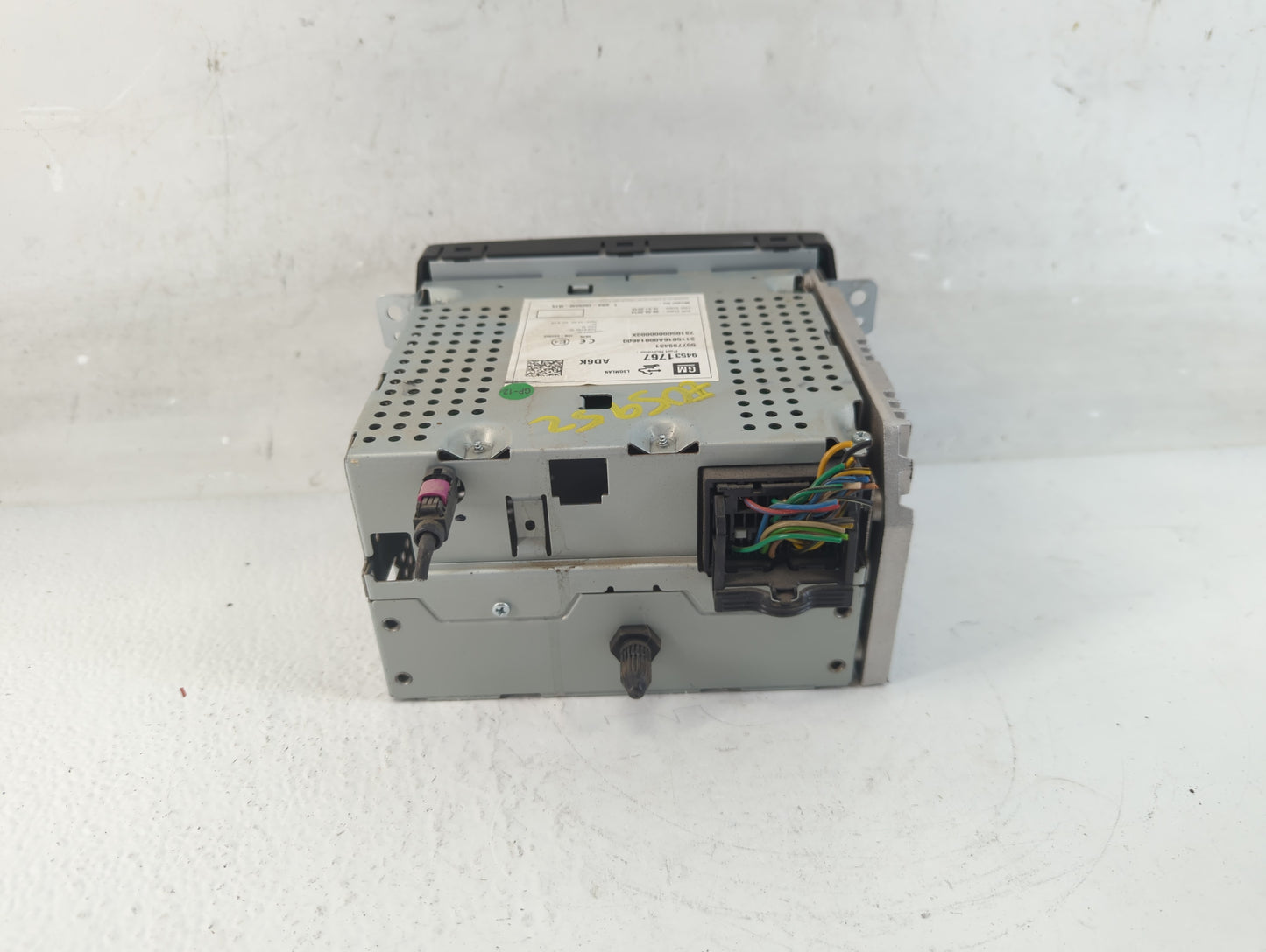 2014-2015 Chevrolet Spark Radio AM FM Cd Player Receiver Replacement P/N:94531767 Fits Fits 2014 2015 OEM Used Auto Parts - 