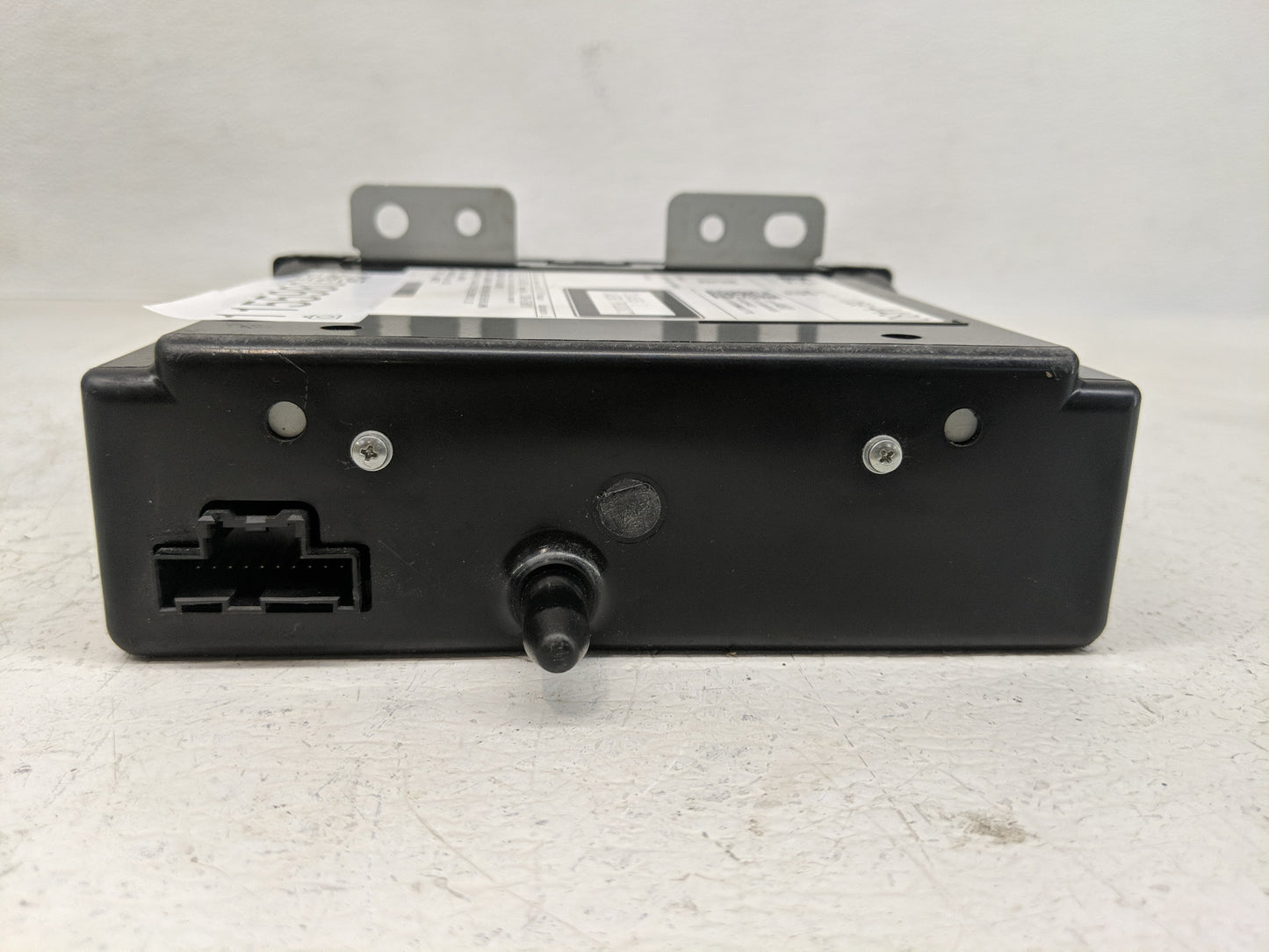 2016 Chevrolet Suburban Radio AM FM Cd Player Receiver Replacement P/N:13594480 Fits Fits 2015 2017 2018 2019 2020 OEM Used 