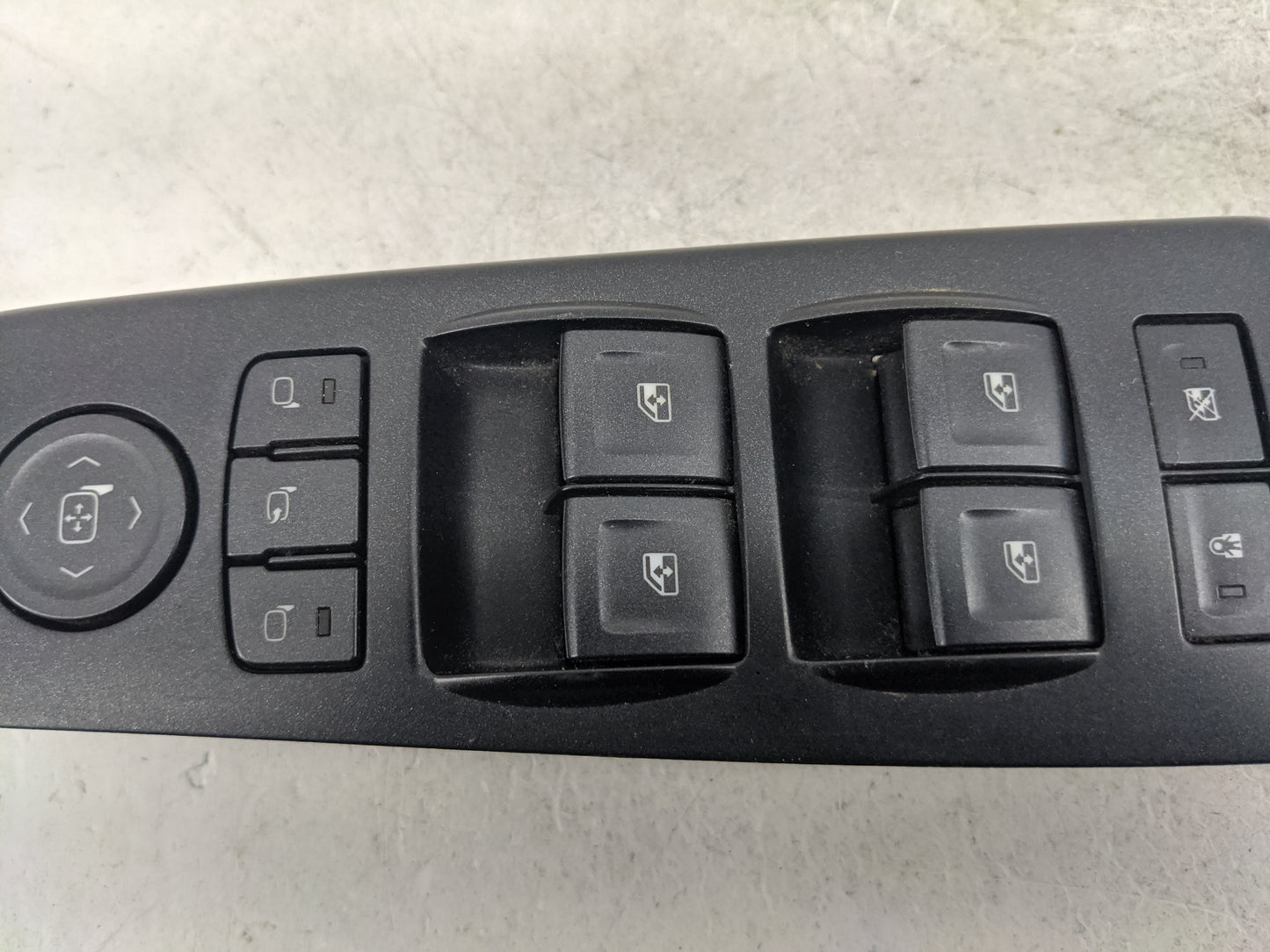 2016-2018 Chevrolet Suburban Master Power Window Switch Replacement Driver Side Left P/N:23488411 B066EA10 Fits OEM Used Aut