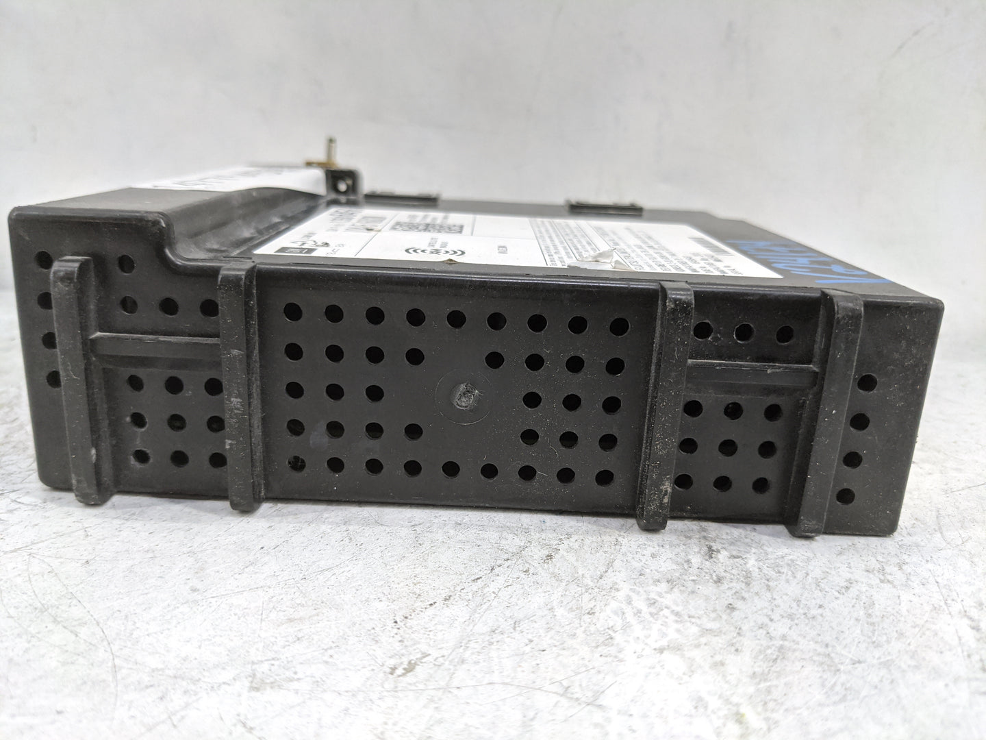 2015 Chevrolet Suburban Radio AM FM Cd Player Receiver Replacement P/N:13506456 111000-5731A101, NM505431 Fits OEM Used Auto