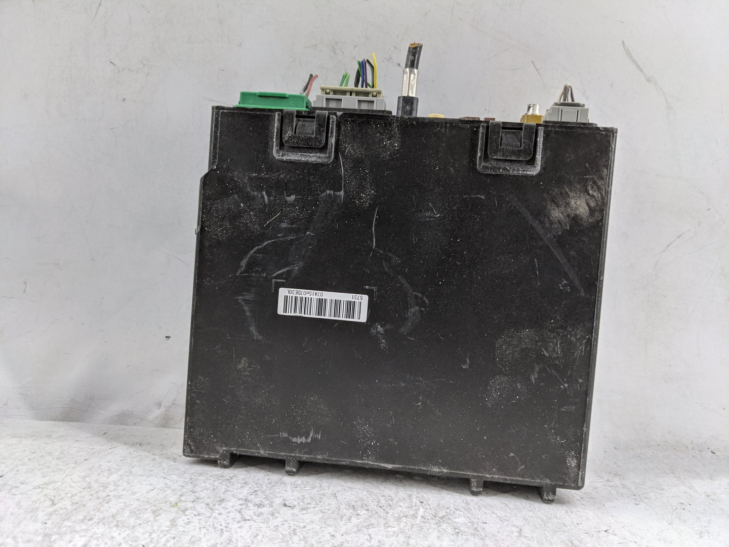 2015 Chevrolet Suburban Radio AM FM Cd Player Receiver Replacement P/N:13506456 111000-5731A101, NM505431 Fits OEM Used Auto