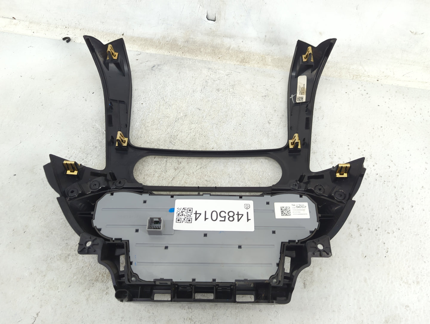 2016-2017 Chevrolet Suburban Climate Control Module Temperature AC/Heater Replacement P/N:23449657 815372982 Fits OEM Used A