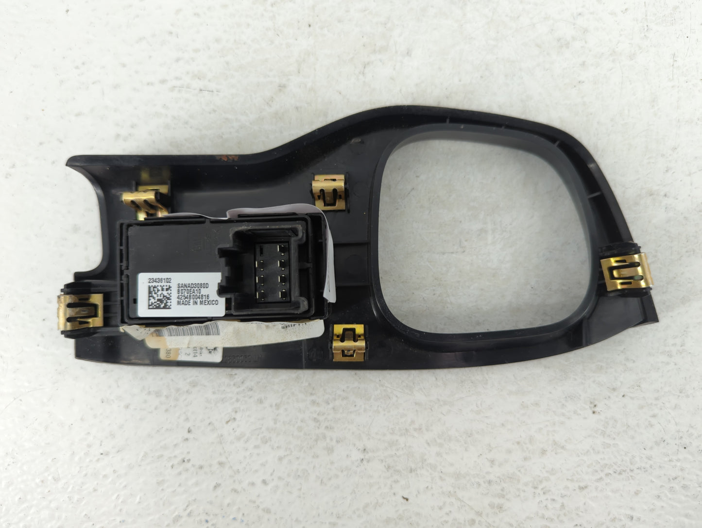 2015 Chevrolet Suburban Passenger Right Power Window Switch - Oemusedautoparts1.com