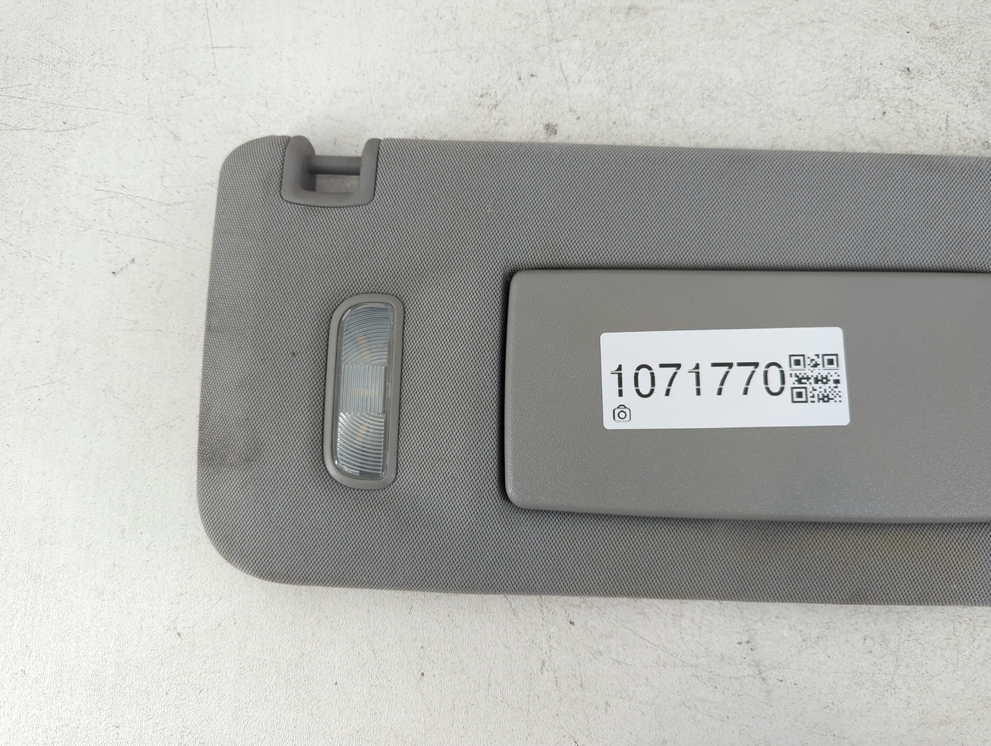 2015 Chevrolet Suburban 1500 Sun Visor Shade Replacement Passenger Right Mirror Fits Fits 2016 2017 2018 2019 2020 OEM Used 