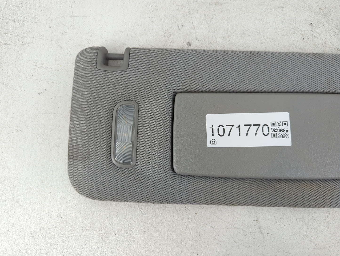 2015 Chevrolet Suburban 1500 Sun Visor Shade Replacement Passenger Right Mirror Fits Fits 2016 2017 2018 2019 2020 OEM Used 