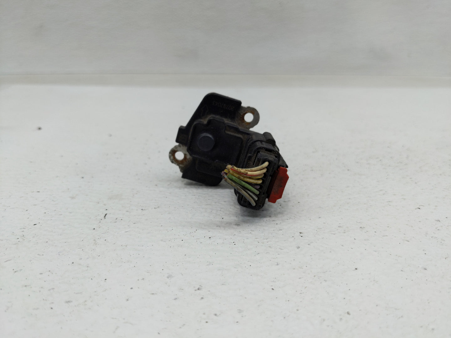 Chevrolet Suburban 1500 Mass Air Flow Meter Maf - Oemusedautoparts1.com