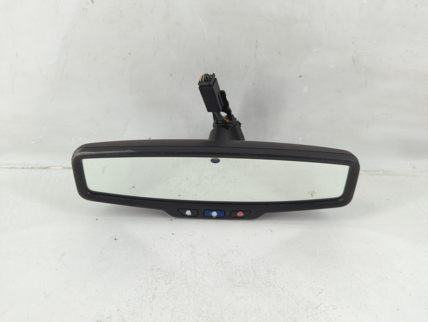 2015 Chevrolet Suburban 1500 Interior Rear View Mirror Replacement OEM P/N:E11026538 Fits OEM Used Auto Parts - Oemusedautop