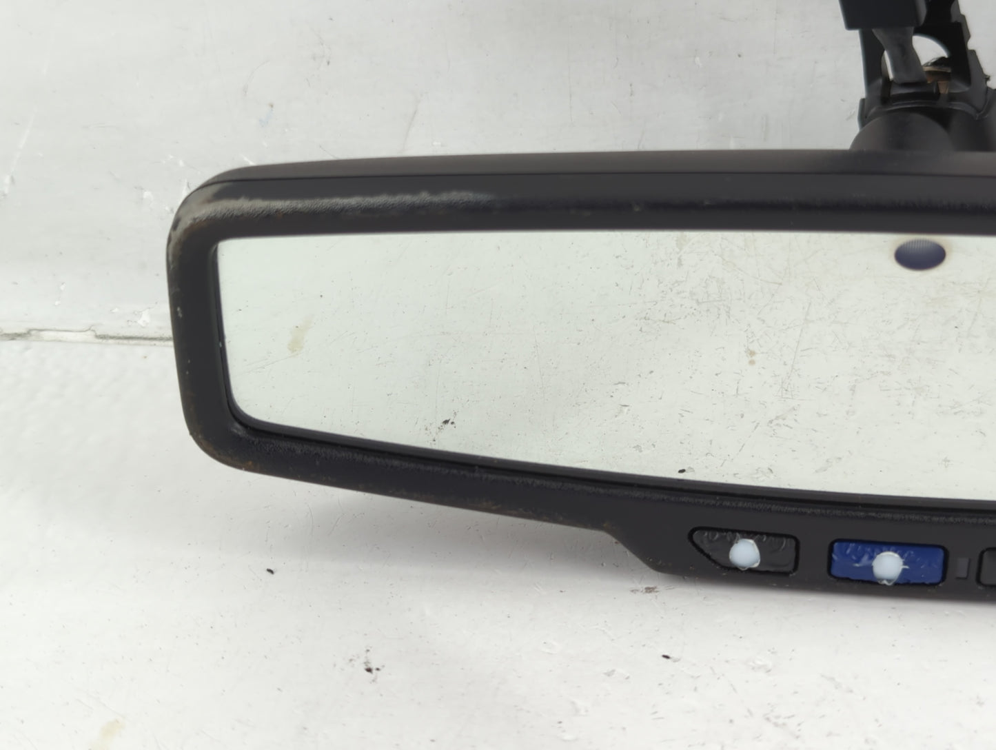 2015 Chevrolet Suburban 1500 Interior Rear View Mirror Replacement OEM P/N:E11026538 Fits OEM Used Auto Parts - Oemusedautop