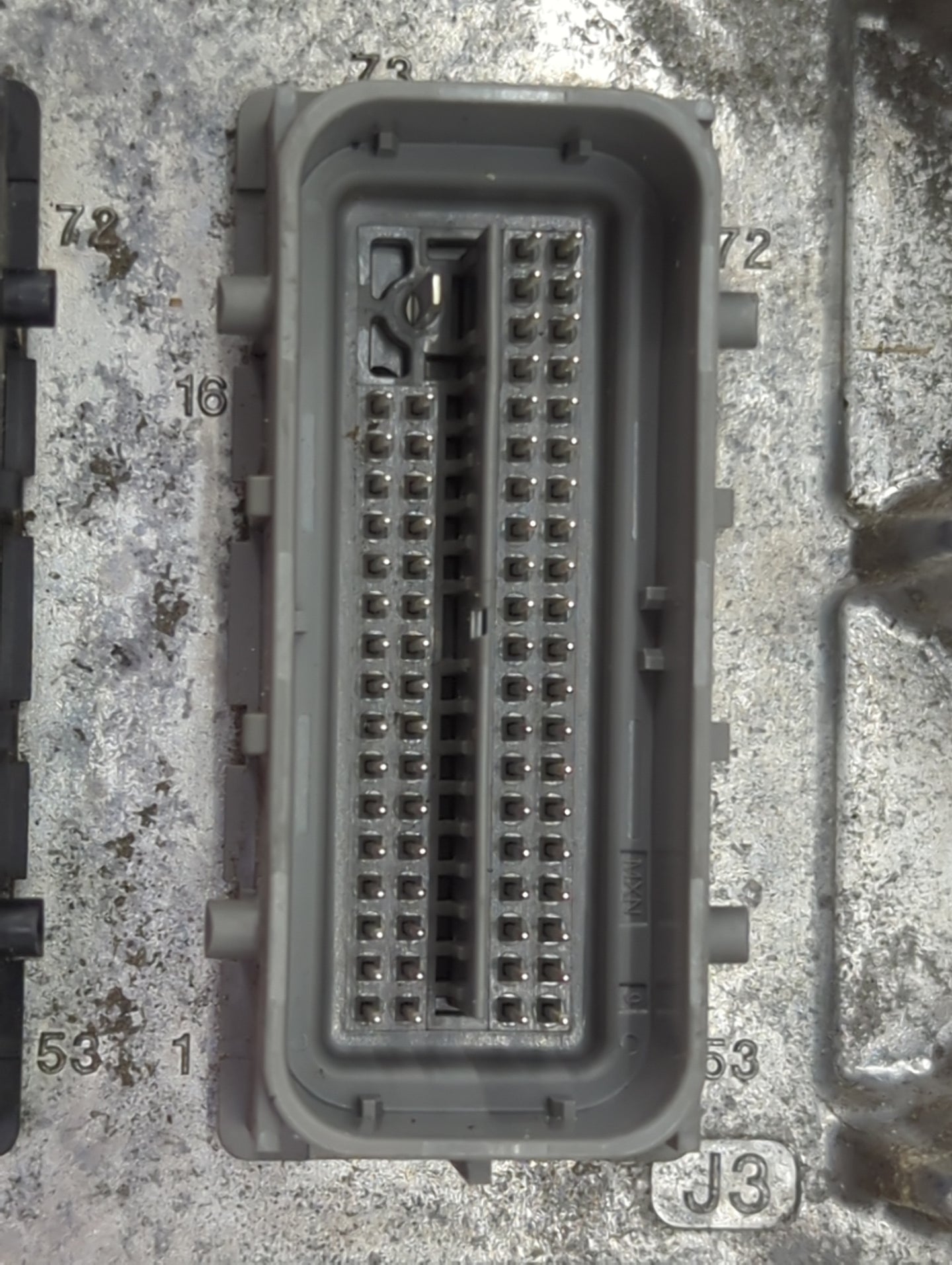 2015 Chevrolet Suburban 1500 PCM Engine Control Computer ECU ECM PCU OEM P/N:12663437 12663391 Fits Fits 2014 2016 OEM Used 