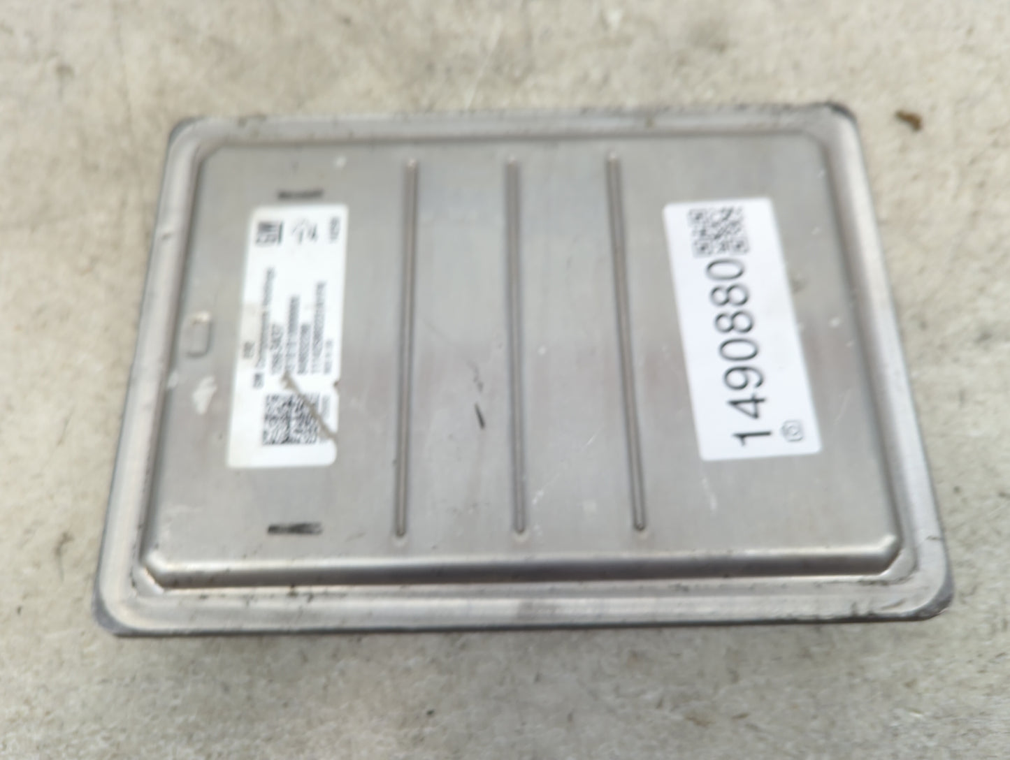 2015 Chevrolet Suburban 1500 PCM Engine Control Computer ECU ECM PCU OEM P/N:12663437 12659993 Fits Fits 2014 2016 OEM Used 
