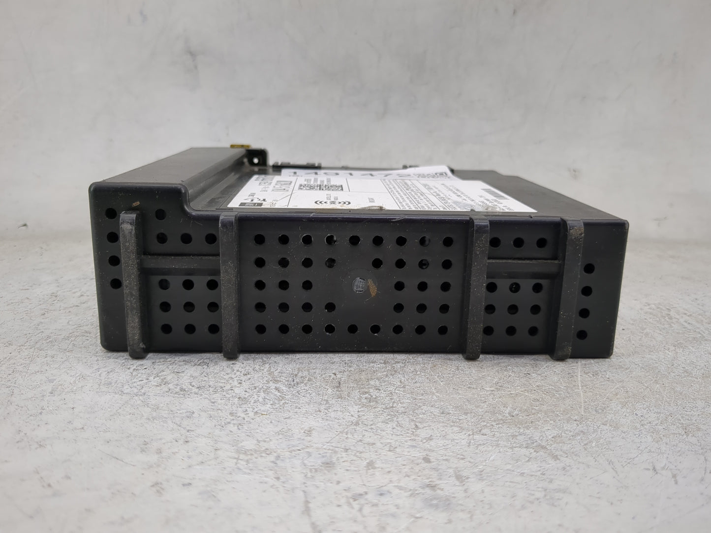 2015 Chevrolet Suburban 1500 Radio AM FM Cd Player Receiver Replacement P/N:13596606 111000-5730D101 Fits Fits 2013 2014 OEM