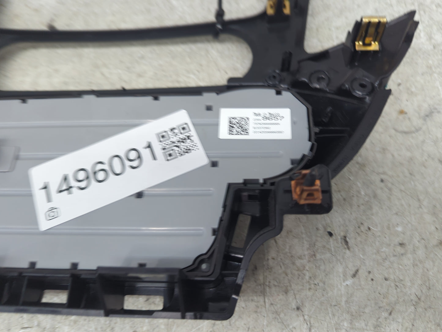 2015 Chevrolet Suburban 1500 Climate Control Module Temperature AC/Heater Replacement Fits Fits 2017 2018 2019 2020 OEM Used