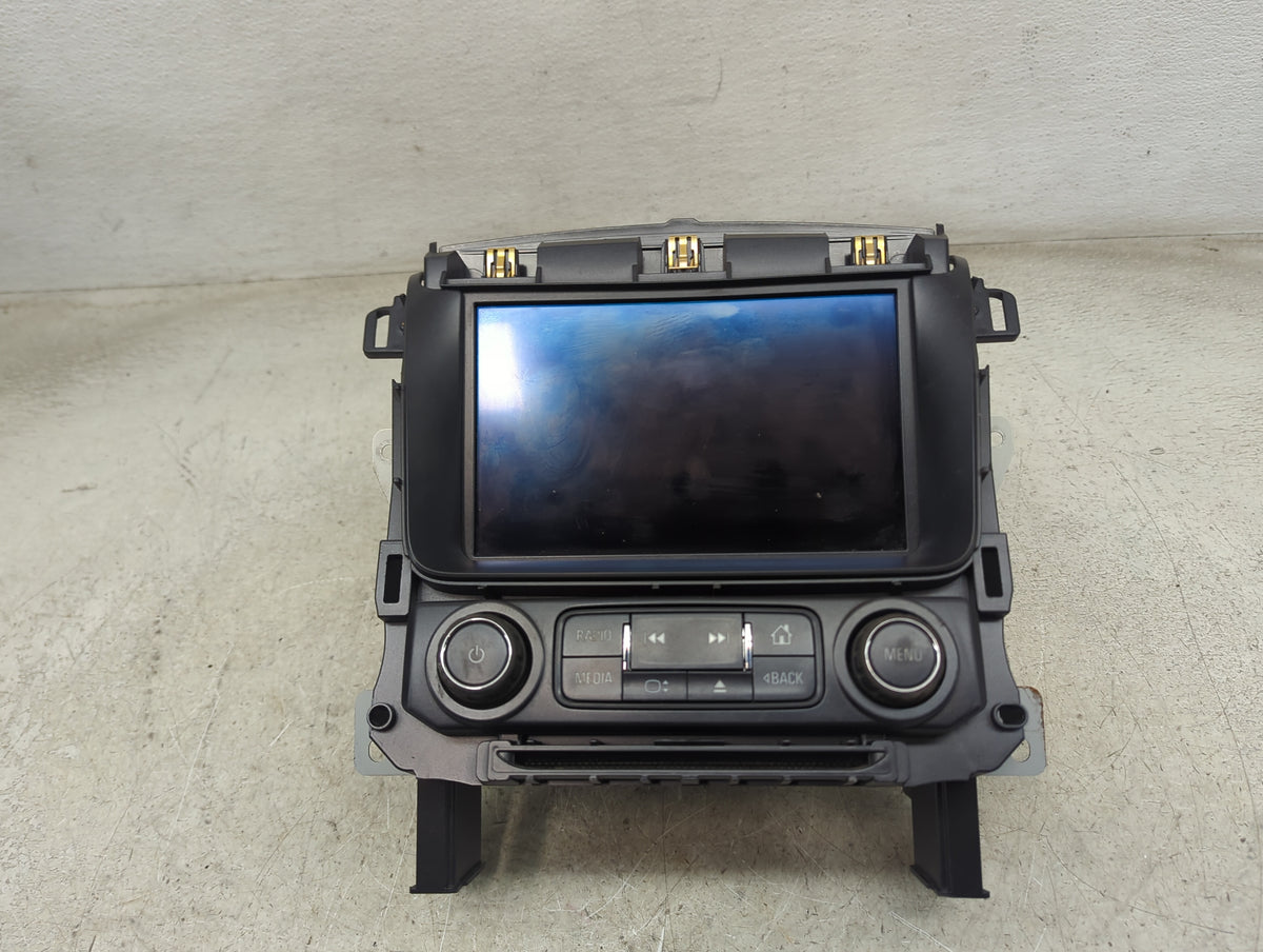 2015 Chevrolet Suburban 1500 Radio AM FM Cd Player Receiver Replacement Fits Fits 2013 2014 OEM Used Auto Parts - Oemusedaut