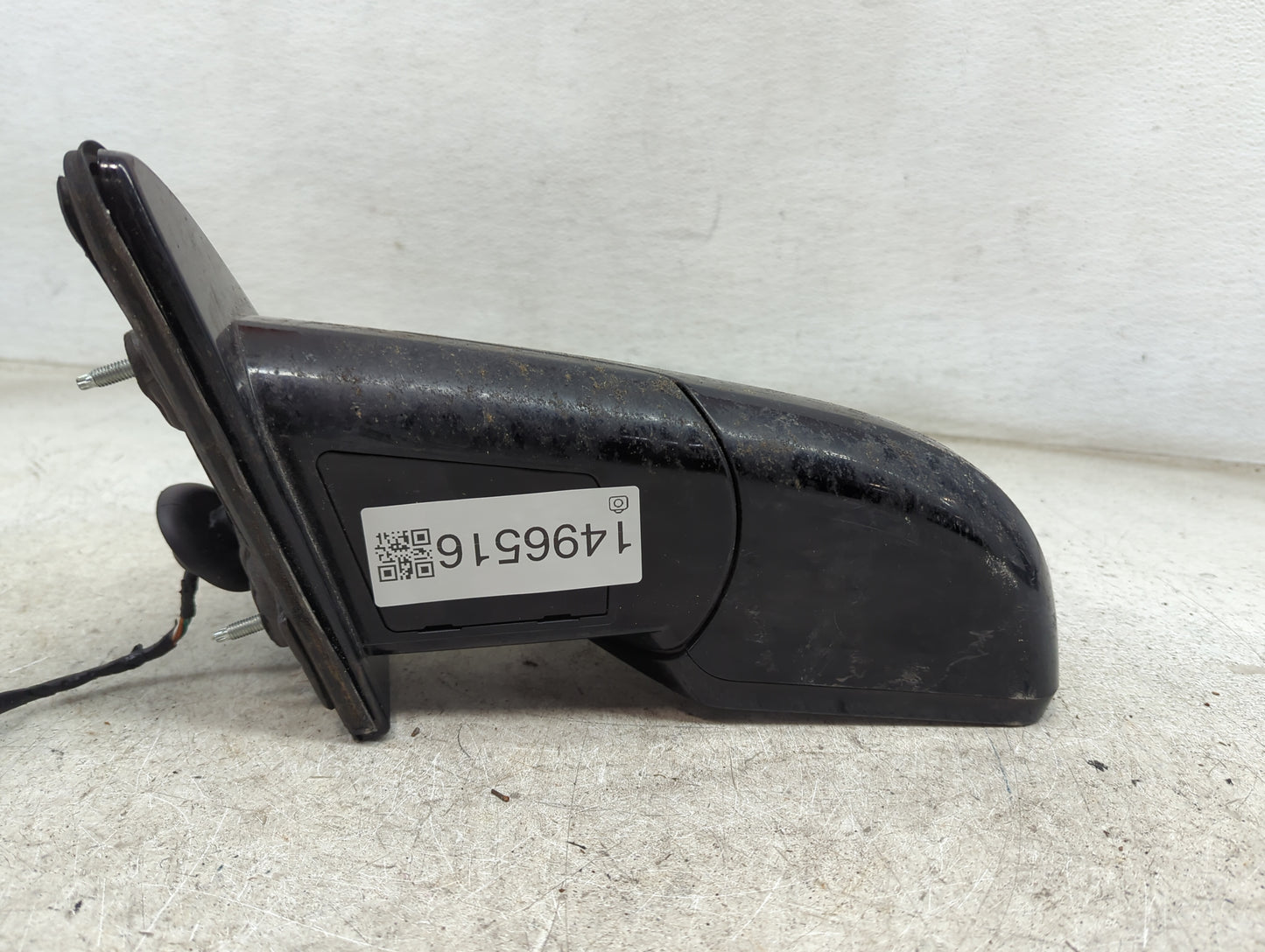 2015 Chevrolet Suburban 1500 Driver Side View Mirror - Left Door Mirror OEM Used - Oemusedautoparts1.com