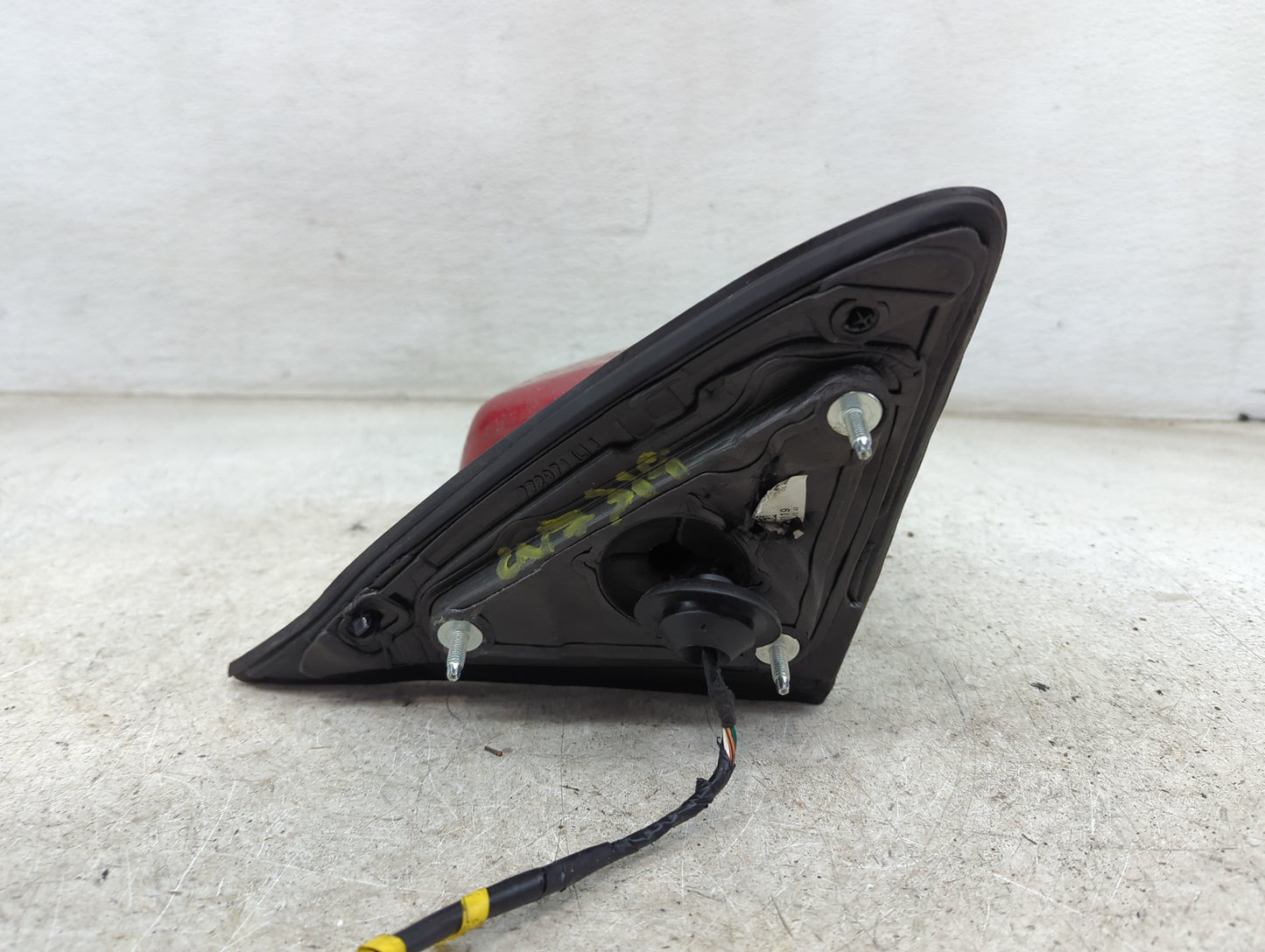 2015 Chevrolet Suburban 1500 Driver Side View Mirror - Left Door Mirror OEM Used - Oemusedautoparts1.com