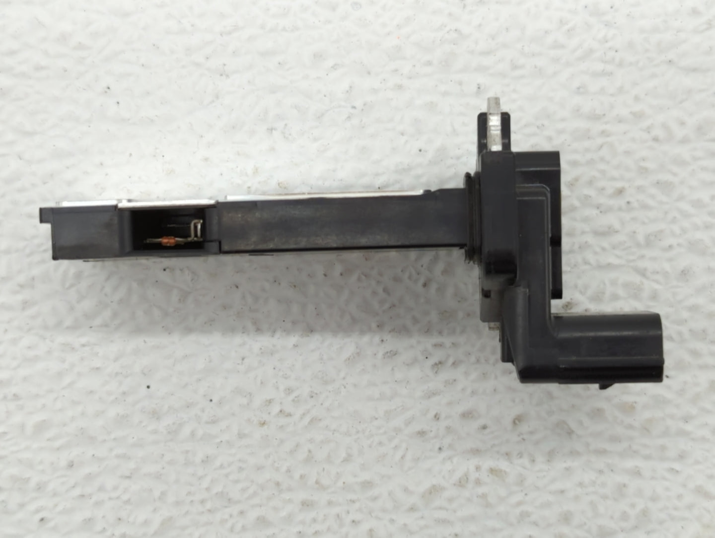 Chevrolet Suburban 1500 Mass Air Flow Meter Maf - Oemusedautoparts1.com