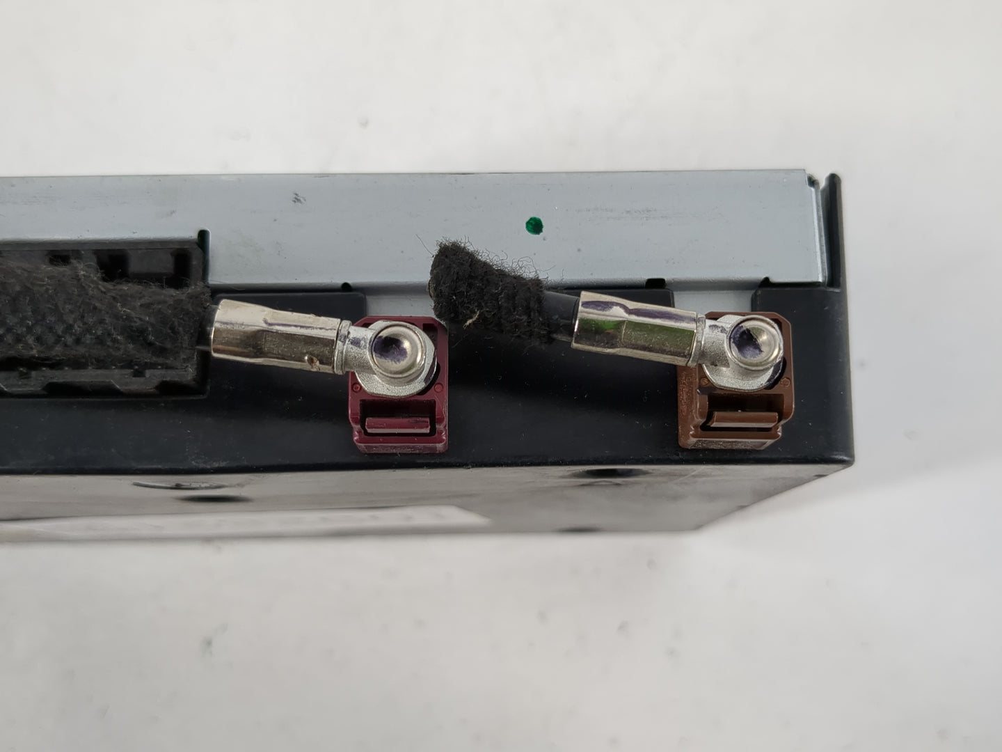 2016-2017 Chevrolet Tahoe Telematics Control Module 23261702 - Oemusedautoparts1.com
