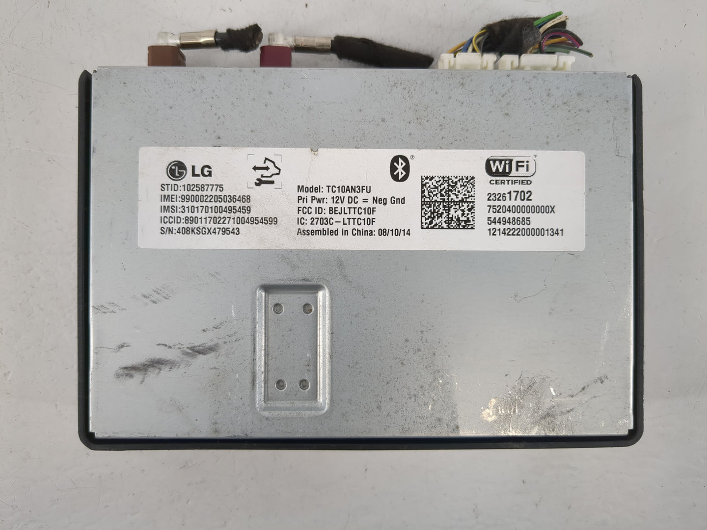 2016-2017 Chevrolet Tahoe Telematics Control Module 23261702 - Oemusedautoparts1.com