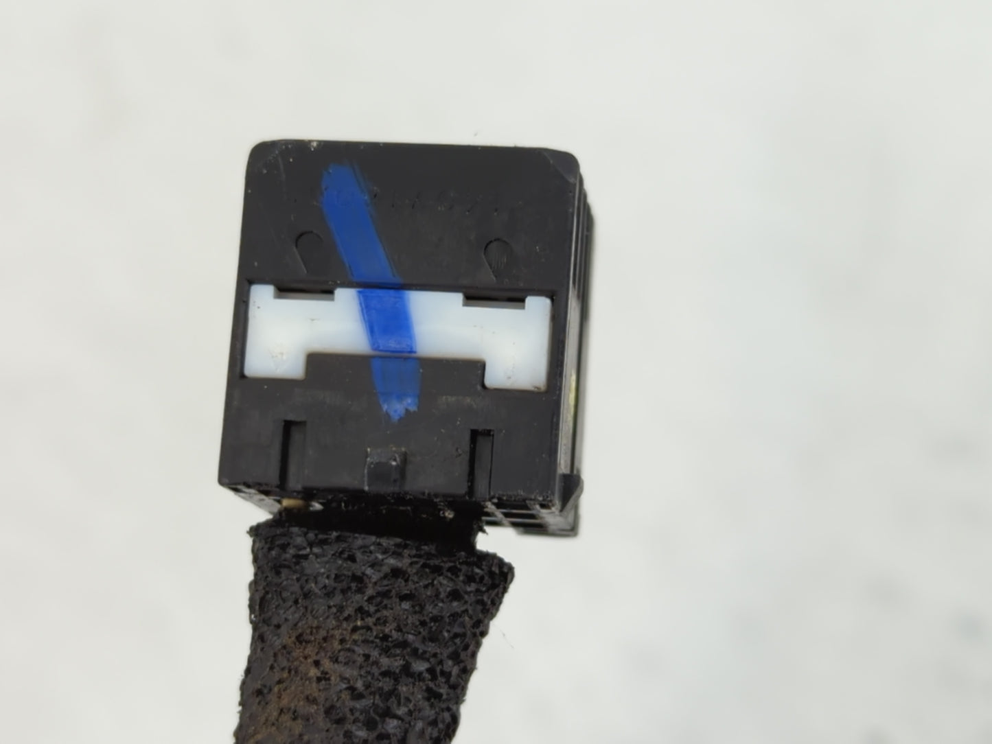 2015-2020 Chevrolet Tahoe Driver Side View Mirror - Left Door Mirror OEM Used - Oemusedautoparts1.com