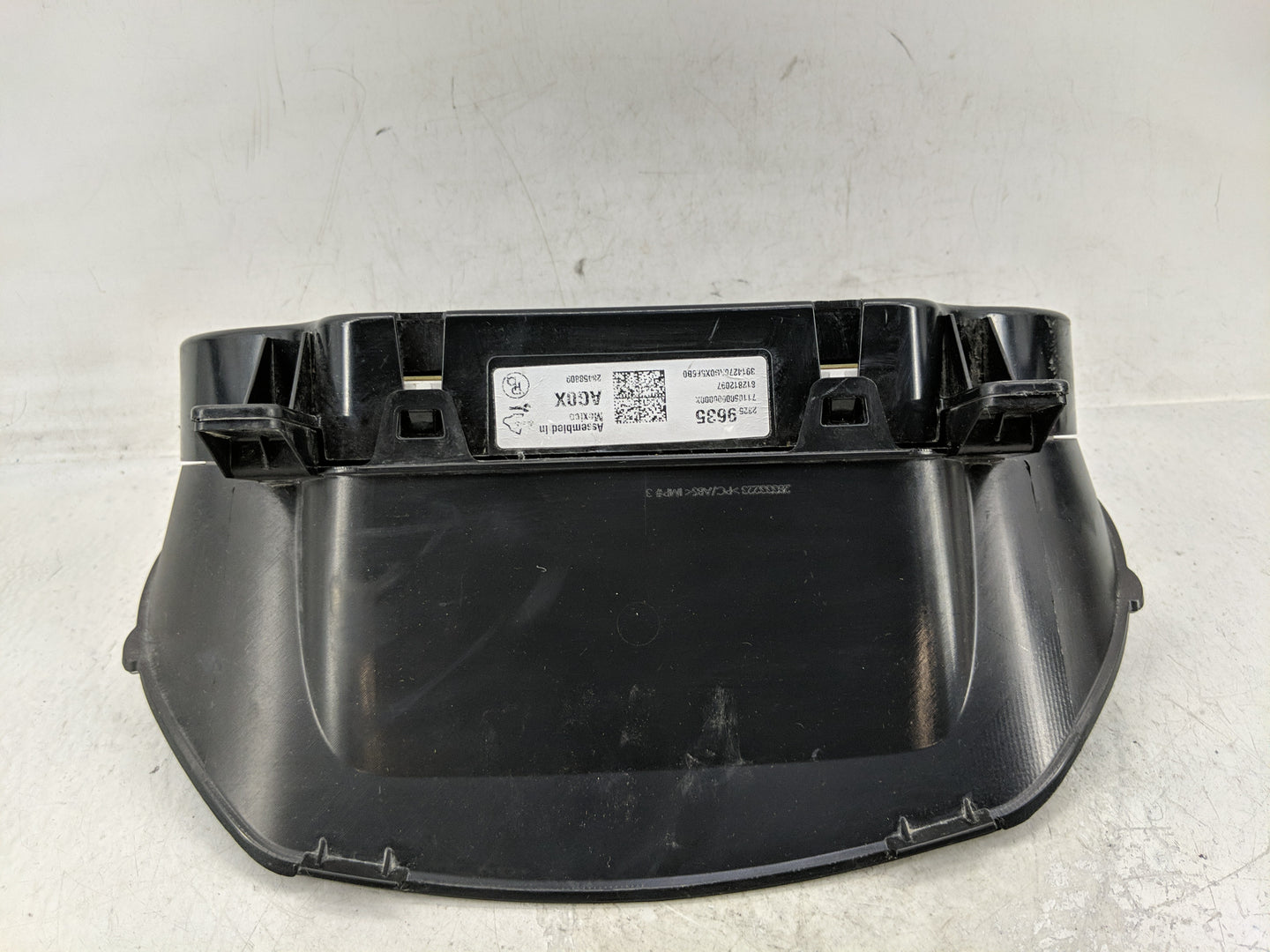 2015-2018 Chevrolet Tahoe Instrument Cluster Speedometer Gauges P/N:23259635 Fits Fits 2014 2015 2017 2018 2019 OEM Used Aut