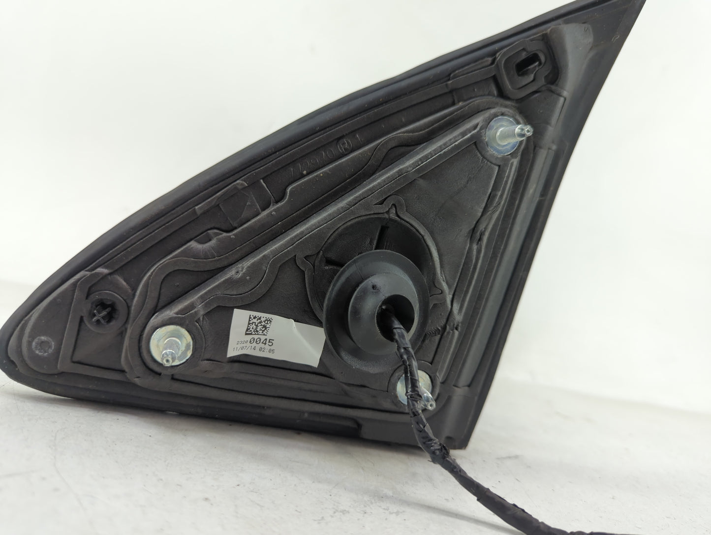 2015-2016 Chevrolet Tahoe Passenger Side View Mirror - Right Door Mirror OEM Used - Oemusedautoparts1.com