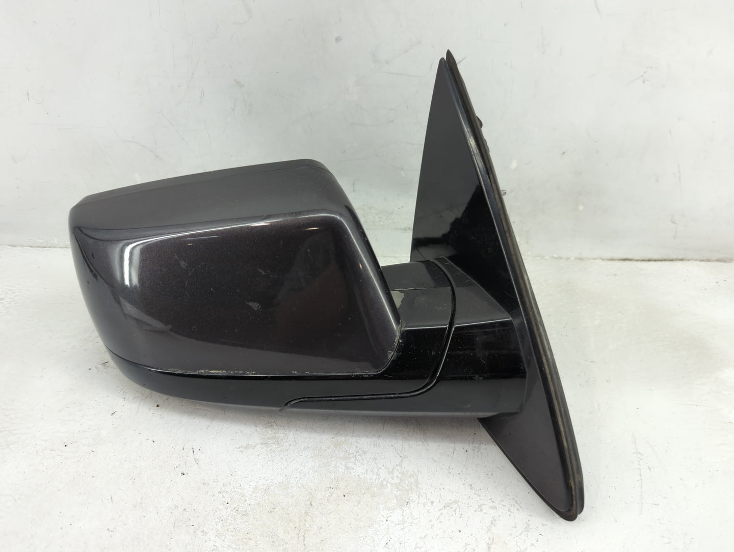 2015-2020 Chevrolet Tahoe Passenger Side View Mirror - Right Door Mirror OEM Used - Oemusedautoparts1.com