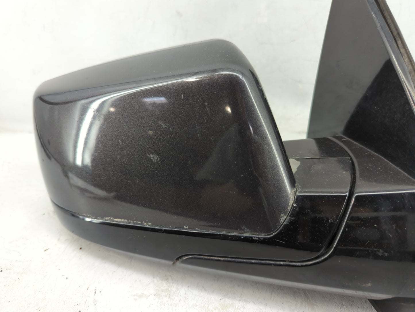 2015-2020 Chevrolet Tahoe Passenger Side View Mirror - Right Door Mirror OEM Used - Oemusedautoparts1.com