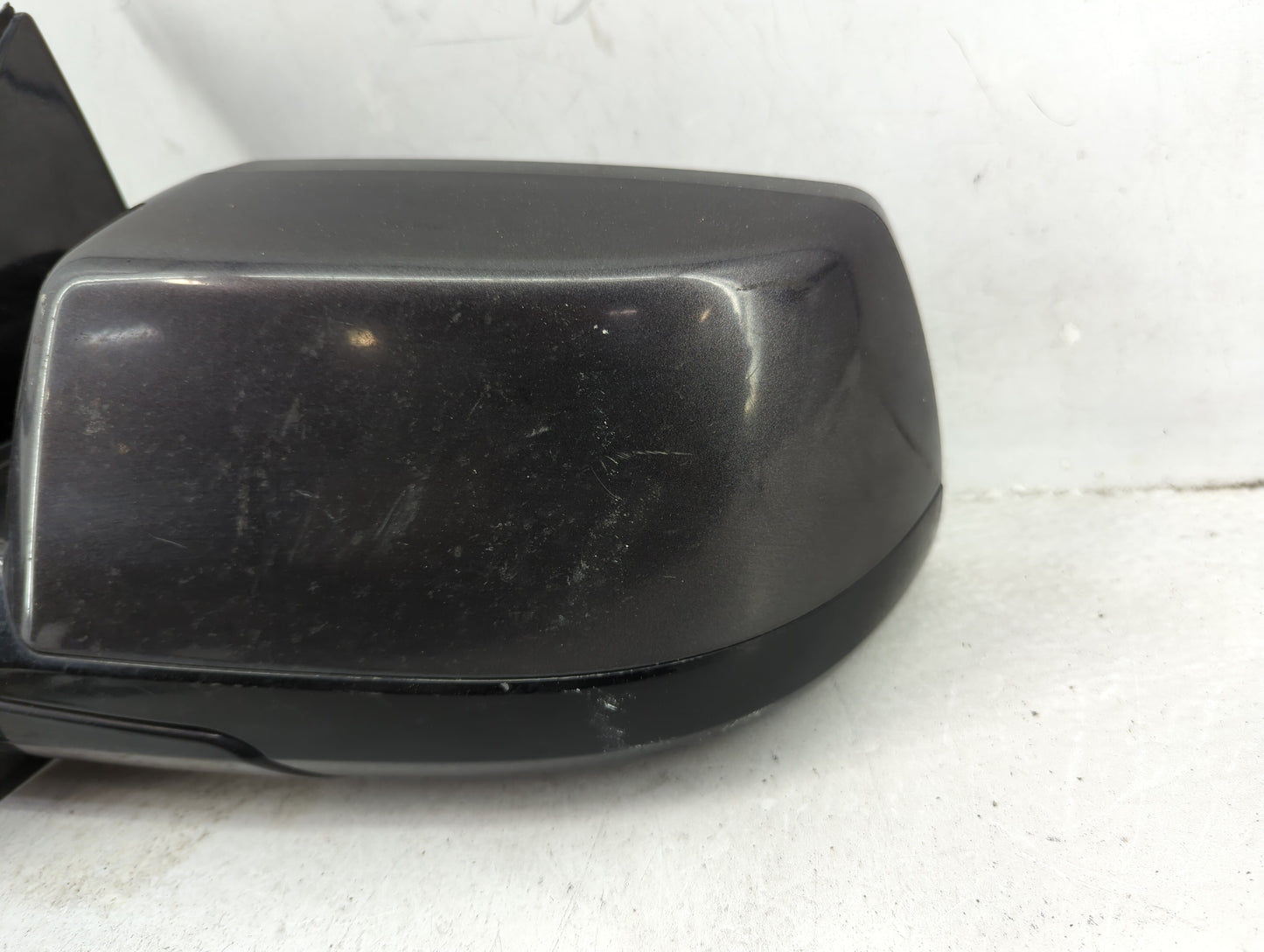 2015-2020 Chevrolet Tahoe Driver Side View Mirror - Left Door Mirror OEM Used - Oemusedautoparts1.com