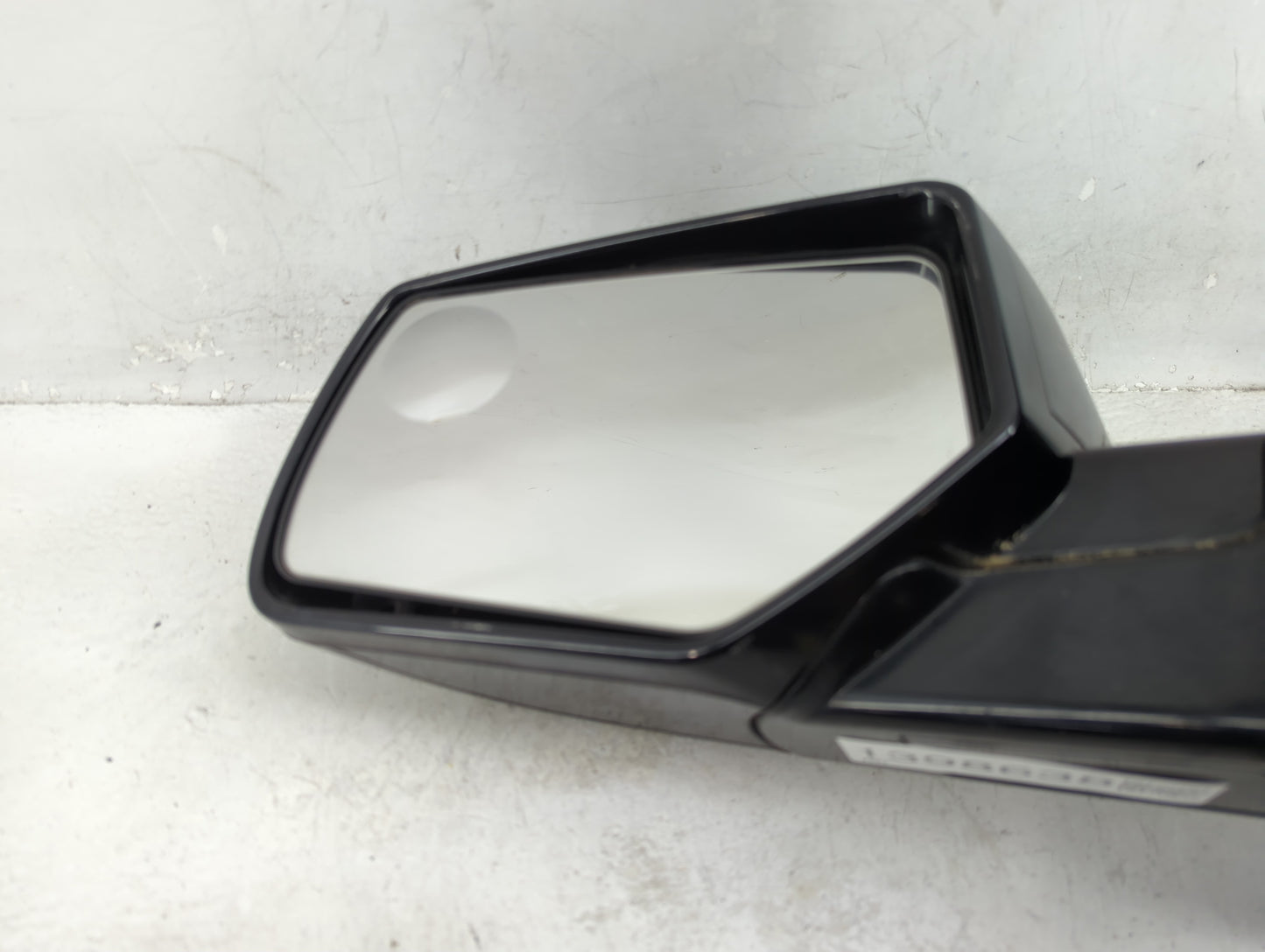 2015-2020 Chevrolet Tahoe Driver Side View Mirror - Left Door Mirror OEM Used - Oemusedautoparts1.com