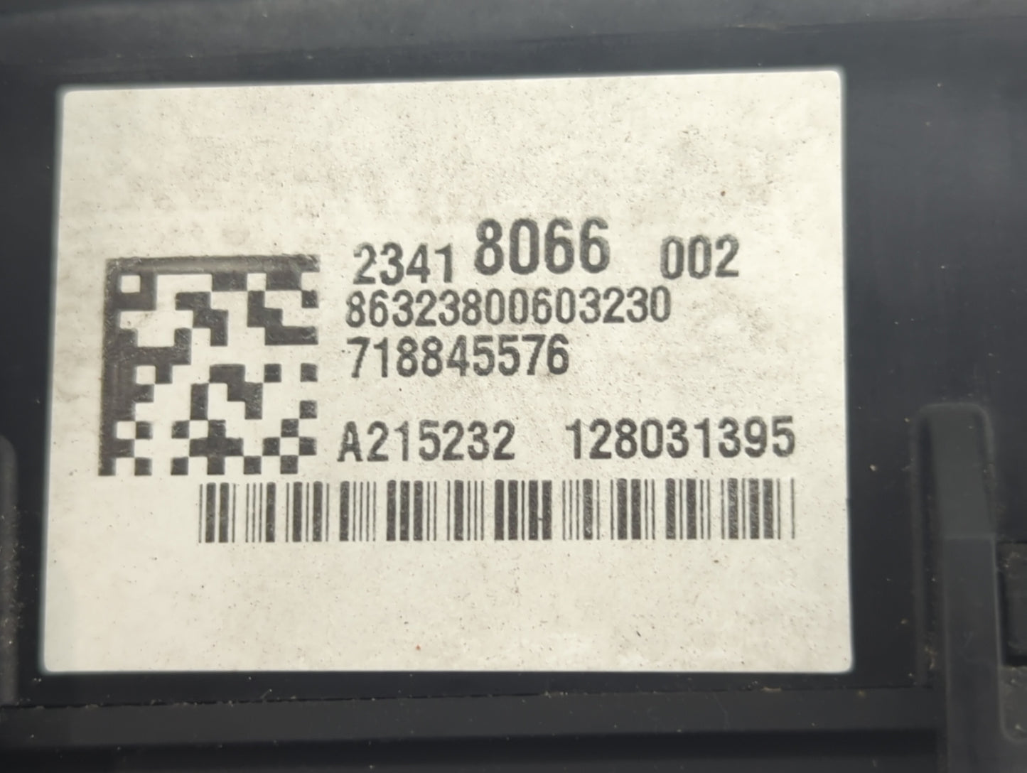 2015-2020 Chevrolet Tahoe Fusebox Fuse Box Panel Relay Module P/N:23418066 Fits Fits 2015 2016 2017 2018 2019 2020 OEM Used 