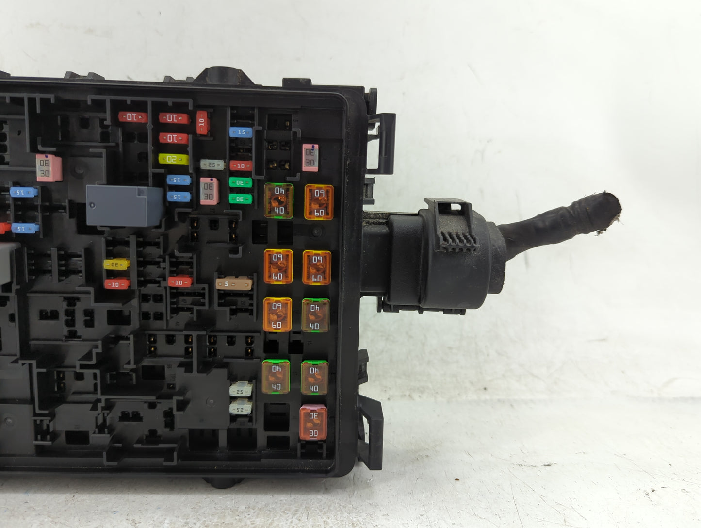 2015-2020 Chevrolet Tahoe Fusebox Fuse Box Panel Relay Module P/N:23227061 718845576 Fits Fits 2015 2016 2017 2018 2019 2020