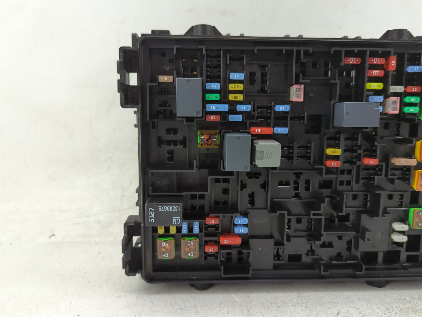 2015-2020 Chevrolet Tahoe Fusebox Fuse Box Panel Relay Module P/N:23227061 718845576 Fits Fits 2015 2016 2017 2018 2019 2020
