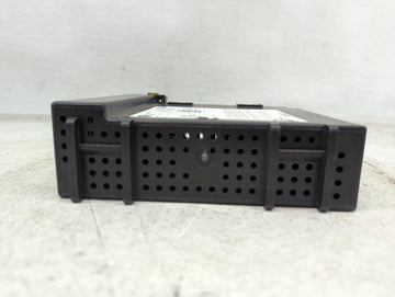 2015 Chevrolet Tahoe Radio AM FM Cd Player Receiver Replacement P/N:13592804 Fits Fits 2013 2014 OEM Used Auto Parts - Oemus