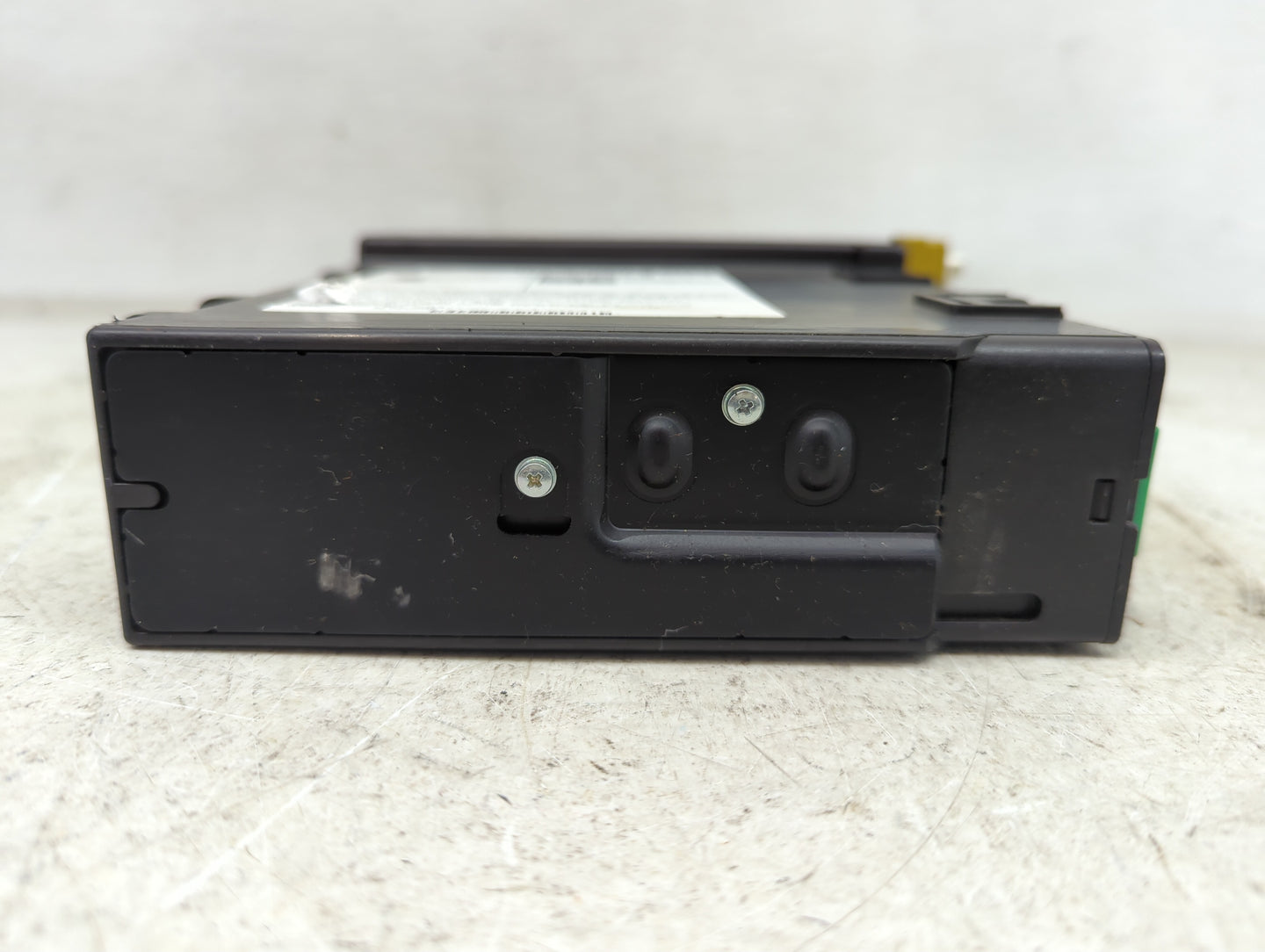 2015 Chevrolet Tahoe Radio AM FM Cd Player Receiver Replacement P/N:13592804 Fits Fits 2013 2014 OEM Used Auto Parts - Oemus