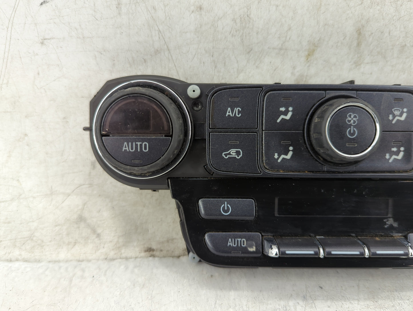 2017-2020 Chevrolet Tahoe Climate Control Module Temperature AC/Heater Replacement P/N:815372982 23449657 Fits OEM Used Auto