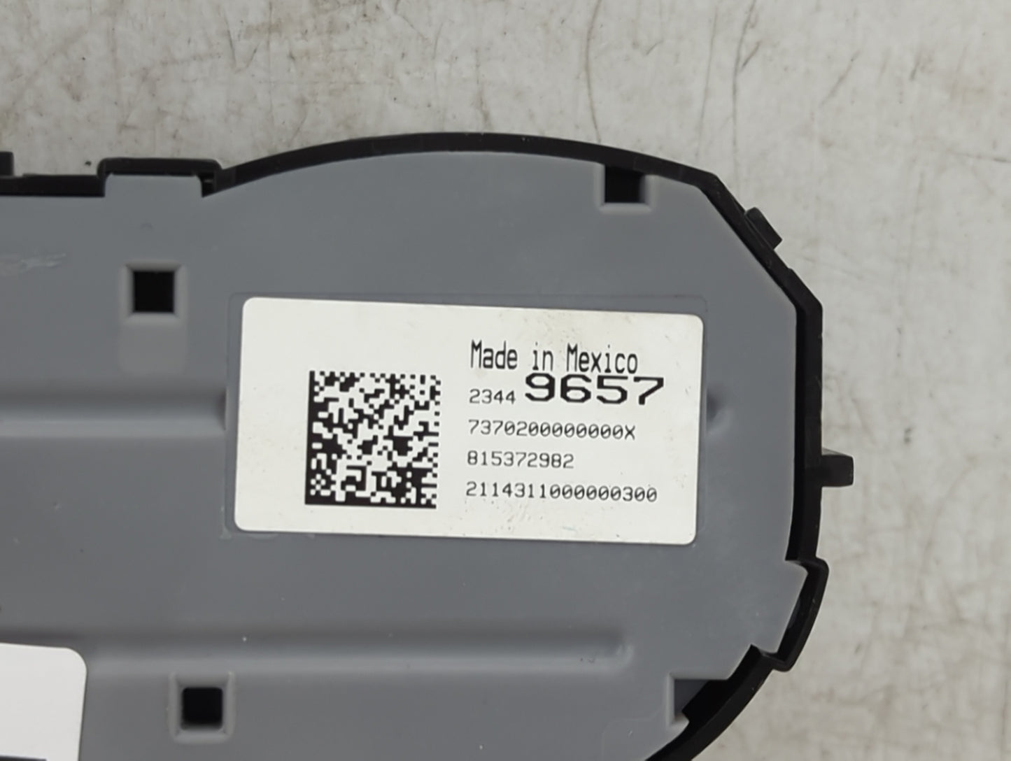 2017-2020 Chevrolet Tahoe Climate Control Module Temperature AC/Heater Replacement P/N:815372982 23449657 Fits OEM Used Auto