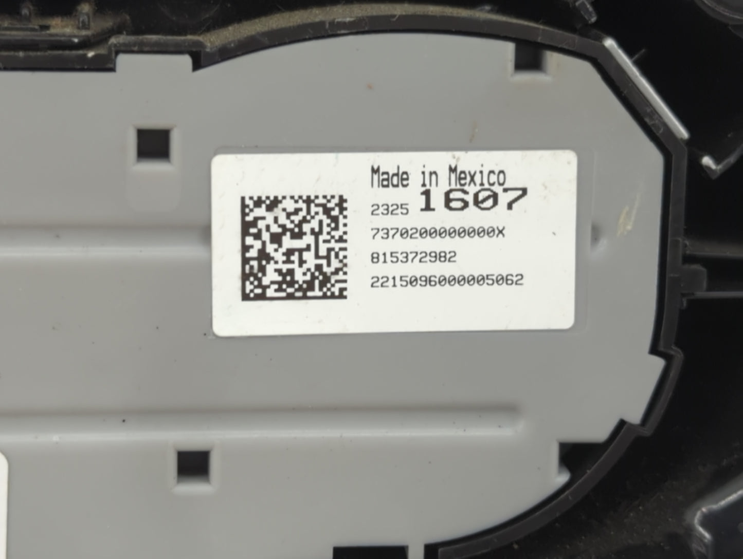 2017-2020 Chevrolet Tahoe Climate Control Module Temperature AC/Heater Replacement P/N:23251607 Fits Fits 2017 2018 2019 202