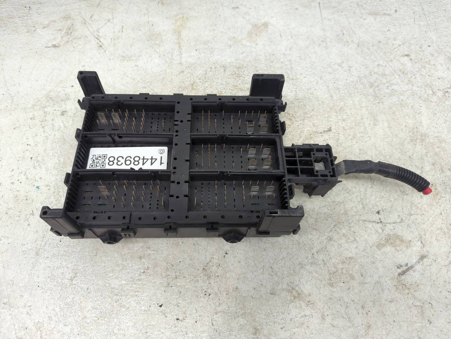 2015-2020 Chevrolet Tahoe Fusebox Fuse Box Panel Relay Module P/N:23225905 86323800603230 Fits Fits 2015 2016 2017 2018 2019